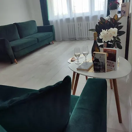 Apartament Kawalerka Apartament Ul Gieldowa *